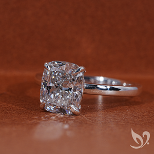 Anillo Solitario de Diamante Cultivado en Laboratorio con Corte Cojín Alargado de 3.00 CT en Oro |   Joyería de Compromiso Certificada por IGI - Product Image 5