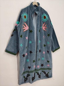 เสื้อแจ็คเก็ตยาวปักลายกำมะหยี่สุดพิเศษ – ลายหัวใจศักดิ์สิทธิ์, เสื้อโค้ทแฮนด์เมดสไตล์โบโฮ, เสื้อโค้ทยาว - Product Image 6