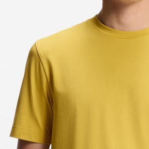 เสื้อยืดคอตตอนลายกราฟิกผู้ชาย ดีไซน์เท่ห์ คุณภาพสูง ปี 2026 ราคาโรงงาน สีพื้น พร้อมโลโก้สั่งทำพิเศษ แขนสั้น - Product Image 3