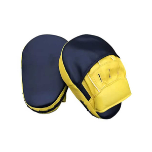 Cibles de frappe incurvées pour la boxe, le kickboxing, le Muay Thai et les arts martiaux - Product Image 5