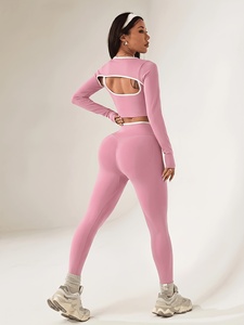 Ensemble de yoga trois pièces pour femmes : leggings de performance, soutien-gorge de sport, veste, tenue de fitness et de gym - Product Image 2