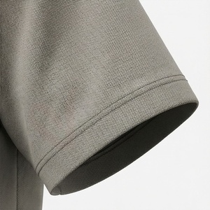 Polo à manches courtes gris pour homme avec poche, design uni tricoté décontracté, coupe classique - Product Image 6
