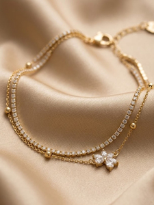 Bracelet manchette Golden Flora Tennis Whisper - JURA JEWELS, serti de fleurs géométriques, plaqué or anti-ternissement, cadeau classique pour femme - Product Image 5