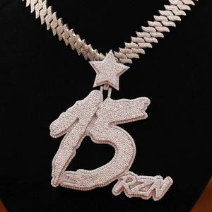 Pendentif personnalisé Hip Hop pour homme en argent sterling 925 avec lettres, chiffres, nom, initiale ou logo, serti de diamants Moissanite VVS - Product Image 2