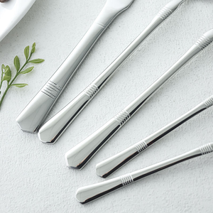 Ensemble de couverts de luxe en acier inoxydable 201 avec manche en métal doré gravé au laser, couteau, cuillère et fourchette pour restaurant, vente en gros - Product Image 4