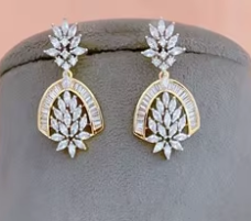 Superbe ensemble de pendentifs de ton or avec boucles d'oreilles pour femmes et filles, tenues de mariage, collections de fêtes - Product Image 2