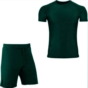 Ensemble Rash Guard Homme Bordeaux à Manches Courtes en Néoprène – Écologique, Respirant, Séchage Rapide – Kit d'Entraînement de Natation et Sport Adulte - Product Image 4