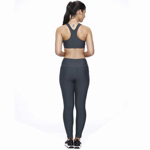 ชุดโยคะสีดำล้วนสำหรับผู้หญิง ผ้าสแปนเด็กซ์/ไนลอน สำหรับออกกำลังกาย ระบายอากาศได้ดี ชุด 2 ชิ้น เอวยางยืด รุ่น 2026 - Product Image 4