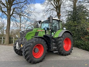 Tractor Agrícola Fendt 1050 Vario 4WD de 20 HP con Motor Verde, Neumáticos Grandes y Enganche Delantero para Uso Agrícola - Product Image 6