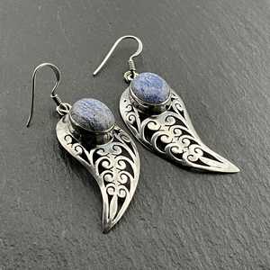 Boucles d'oreilles pendantes fantaisie en argent sterling et lapis-lazuli vintage, bijoux faits à la main avec pierres précieuses bleues, cadeau élégant pour femmes - Product Image 3