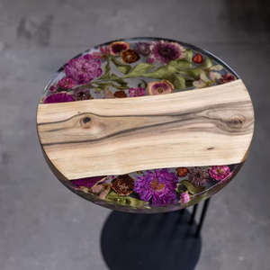 Table d'appoint personnalisable en résine florale écologique peinte à la main avec fleurs séchées - Product Image 1