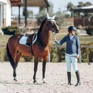 แผ่นรองอานม้าสำหรับขี่ม้าแบบกระโดด ทำจากผ้าซาตินแบบสั่งทำพิเศษ พร้อมคุณสมบัติการดูดซับแรงกระแทก - Product Image 4