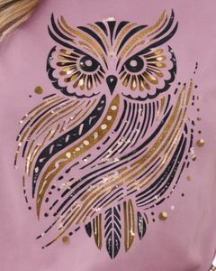 T-shirt personnalisé rose pour femme avec motif hibou, en coton doux, manches courtes, décontracté, esthétique estivale, imprimé feuille d'or, motif animal mignon - Product Image 4