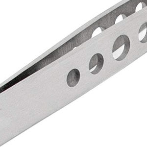 Pince à épiler légère en acier inoxydable à pointe inclinée, style classique et artisanal, de qualité supérieure, par SHAHZIK INTERNATIONAL - Product Image 4