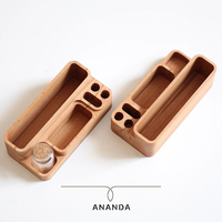 Repose-stylo en bois courbé artisanal, finition naturelle, support de papeterie fait main pour la maison et le bureau |   Produits de qualité supérieure en gros