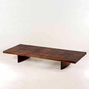 Venta al por mayor: Banco de madera maciza con listones estilo Mid-Century Modern, mesa de centro baja estilo Charlotte Perriand, estructura de diván Japandi - Product Image 5