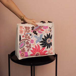Sacs à main élégants pour femmes, ornés de perles et de motifs multicolores vives, conçus pour un port stylé par Whimsy Art Craft. - Product Image 1