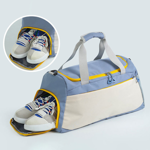Bolsa Deportiva Resistente, Construcción Resistente a la Intemperie, Ideal para Gimnasio, Atletas y Entrenamiento Deportivo, Cierre de Cremallera Seguro - Product Image 2