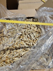 ANCHOIS SÉCHÉS DE HAUTE QUALITÉ/ANCHOIS/ANCHOIS À LA VAPEUR/Mme Lima - Product Image 4