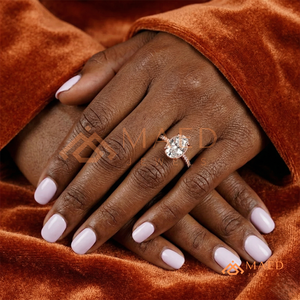 แหวนรูปไข่สีโรสโกลด์ "Blushing Beauty" – แหวนประดับเพชรทรงรูปไข่สีโรสโกลด์แบบโรแมนติก – เพชรทรงรูปไข่สีโรสโกลด์สุดหรูหรา - Product Image 4