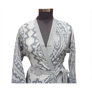 Kimono Blanco Hecho a Mano 100% Algodón, Estampado Digital Floral, Cuello en V, Secado Rápido, Transpirable, Largo, Ropa de Dormir de Verano para Mujer - Product Image 3