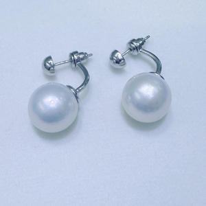 Pendientes de Plata de Ley con Perlas Naturales de Agua Dulce de 12-13 mm, Redondas, Casi Impecables, Desmontables, Famosas en Internet, Dos Pares Iguales - Product Image 1