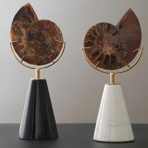 Sculpture Abstract Minimalist Brass Aluminum Decorative Metal Art Decor <b>Statue</b> Hotel Metal Art Figurine Home Table Decoration - Product Image 1