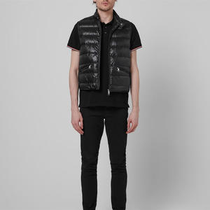 เสื้อกั๊กบุนวมดีไซน์ใหม่ น้ำหนักเบา แบบไม่มีแขน เสื้อกั๊กพัฟเฟอร์สั่งทำได้ เสื้อกั๊กขนเป็ดลำลองสำหรับผู้ชาย ราคาประหยัด - Product Image 4