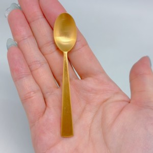 Mini-cuillère en métal doré - Cadeau d'affaires style Japandi - Product Image 3