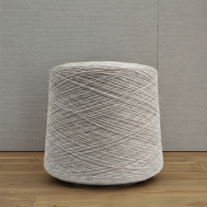 Fil à tricoter en cachemire 100 % super fin en cônes, anti-boulochage, absorbant l'humidité, pour tricot à la main et tissage - Naturel brut - Product Image 1