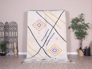 Tapis marocain en laine noué à la main, design brodé de style indien, tapis persan lavable pour intérieur et extérieur par ITHL - Product Image 5