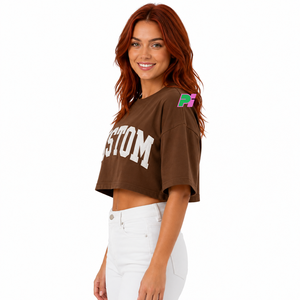 Camiseta Corta para Mujer, Color Marrón, con Bordado de Letras Personalizado, Cuello Redondo, Manga Corta, Corte Holgado, Informal, Primavera Verano, 100% Algodón - Product Image 2