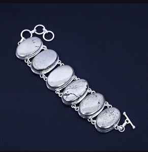 กำไลข้อมือดีไซน์เนอร์ทำมือคุณภาพเยี่ยมประดับพลอยไพไรต์และเงินเยอรมัน สำหรับผู้หญิง เครื่องประดับชั้นดี - Product Image 1