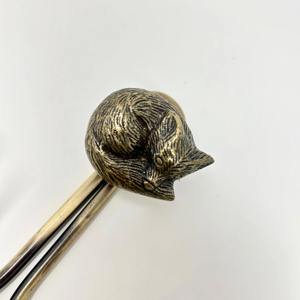 Crochet mural décoratif en laiton à thème animalier, idéal pour les paniers de rangement de cuisine et les tabliers – Vente en gros depuis l'Inde - Product Image 5