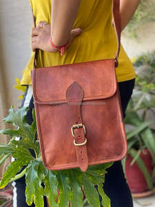 Sac à bandoulière vintage en cuir de chèvre véritable fait à la main 9*11 pouces Sacs en cuir élégants - Product Image 3