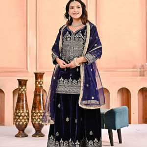 Nouveau costume Salwar moderne indien pakistanais en velours de viscose foncé, coupe droite, avec bordure, pour mariée, mariage et Diwali - Product Image 1