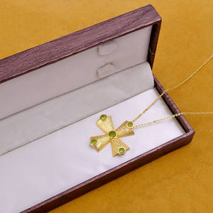 Collier pendentif en pierre précieuse préhnite naturelle plaqué or - Collier chaîne croisée texturée multi-pierres pour elle - Product Image 4