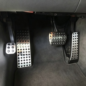 Kits de Interior de Lujo, Cubiertas de Pedales de Freno y Acelerador de Acero Inoxidable para <span class=keywords><strong>Mercedes</strong></span> <span class=keywords><strong>Benz</strong></span> Clase C, E, S, GLC, GLK, GLE, GLS, <span class=keywords><strong>CLS</strong></span>, <span class=keywords><strong>AMG</strong></span> 2008-2020 - Product Image 1