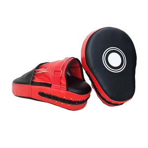 Guantes de Boxeo de Piel Sintética Rojos y Negros con Correas de Muñeca Ajustables, Equipo de Entrenamiento de Artes Marciales para Adultos, Diseño Antideslizante - Product Image 1