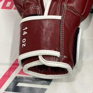 ถุงมือชกมวย Fairtex แบบสั่งทำพิเศษ สีแดงเบอร์กันดี แบบรัดสายรัดตีนตุ๊กแก ราคาโรงงานขายส่ง - Product Image 4