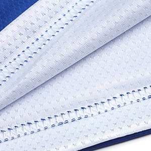 Uniformes Deportivos Transpirables de Baloncesto en Tallas Grandes, Venta al Por Mayor, Sublimación Personalizada OEM con Colores y Logotipos a Medida - Product Image 5