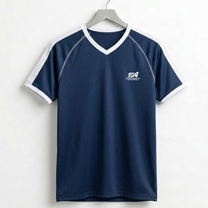 เสื้อยิมสมัยใหม่ ออกแบบสำหรับผู้ที่รักการออกกำลังกาย ด้วยโครงสร้างน้ำหนักเบาและสวมใส่สบายขณะฝึกซ้อม - Product Image 1