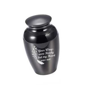 Urna Funeraria Negra para Mascotas con Diseño de Alas y Grabado Personalizable para Artículos Funerarios, Urna Hecha a Mano para Seres Queridos - Product Image 1