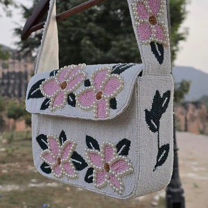 กระเป๋าถือทรงบาแกตต์แบบลำลอง แบรนด์ MS Handicraft งานฝีมืออินเดียประดับลูกปัดแก้วหลากสี ทำด้วยมือ พร้อมหูหิ้วแบบกำหนดเองได้ - Product Image 1