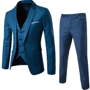 Costume trois pièces bleu clair pour homme, coupe ajustée, tenue de cérémonie professionnelle, simple boutonnage, col à revers, infroissable, en polyester - Product Image 3
