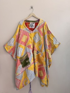Lot assorti de kaftans vintage Kantha à coupe asymétrique en tissu recyclé - Product Image 6
