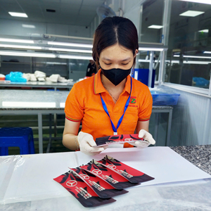 Empeine de calzado de PVC personalizado-Perfecto para zapatillas y sandalias-Se aceptan pedidos al por mayor de fabricantes de zapatos y prendas de vestir - Product Image 3