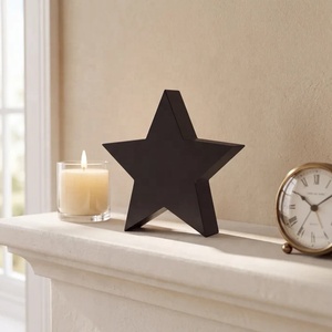 Urne commémorative Astral en métal noir robuste avec silhouette d'étoile, pour cendres funéraires, hommage aux animaux de compagnie et présentation à domicile - Product Image 5
