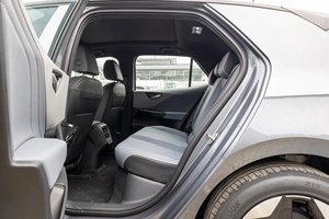 Volkswagen <span class=keywords><strong>ID3</strong></span> 2025 Smart Pure Smart Enjoy Edition Sedán eléctrico puro de 5 asientos - Product Image 6