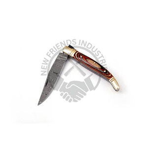 Couteau pliant haut de gamme en acier Damas avec étui en cuir, couteau de poche Laguiole de 8,5 pouces avec poignée en bois multicolore brun et bolster en laiton. - Product Image 5